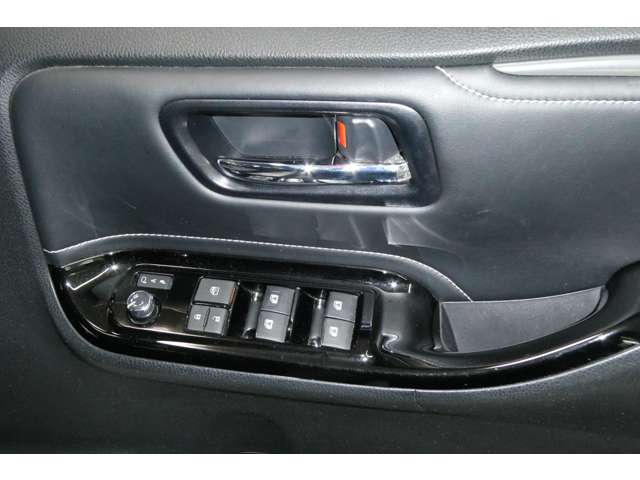 トヨタ エスクァイア ２．０ ＧＩ ４ＷＤ R2年 (東北) 99