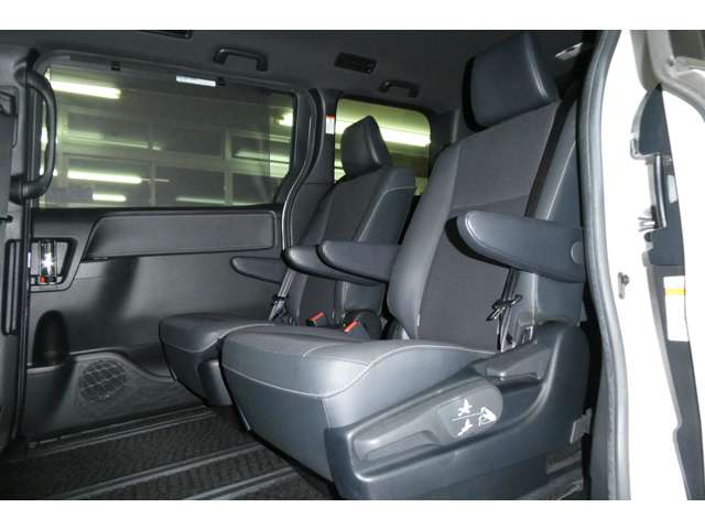 トヨタ エスクァイア ２．０ ＧＩ ４ＷＤ R2年 (東北) 99