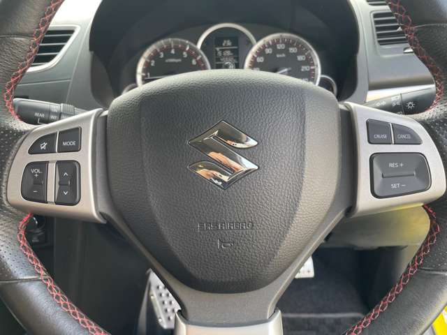 スズキ スイフト １．６ スポーツ H27年 (関東) 99