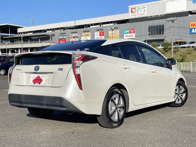 トヨタ プリウス １．８ Ａ H28年 () 99