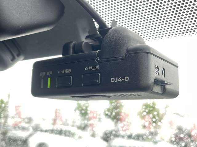 日産 ノート １．２ Ｅ－ＰＯＷＥＲ ＮＩＳＭＯ Ｓ R2年 (近畿) 99