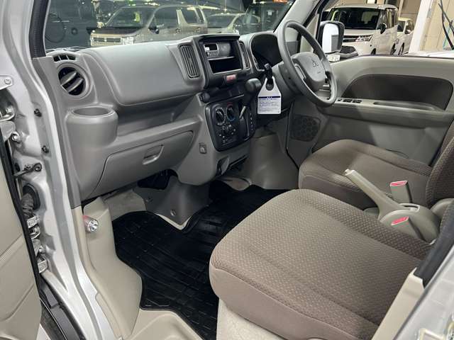 三菱 ミニキャブバン ６６０ ブラボー ターボ ハイルーフ R4年 (近畿) 99