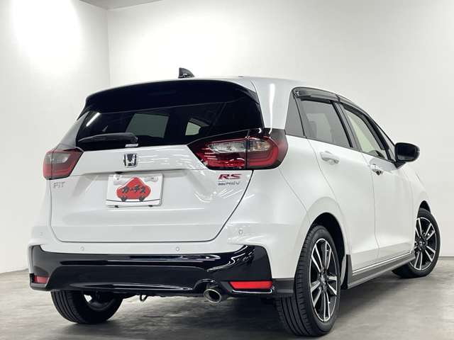 ホンダ フィット　ハイブリッド １．５ Ｅ：ＨＥＶ ＲＳ R5年 (近畿) 99