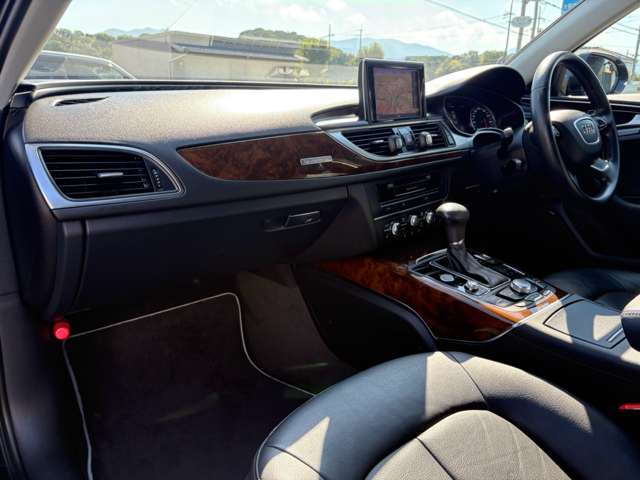 アウディ Ａ６ ２．８ ＦＳＩ クワトロ ４ＷＤ H24年 (近畿) 99