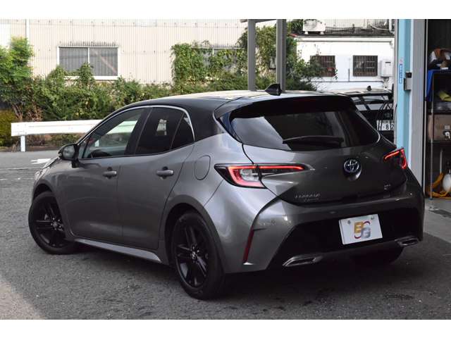 トヨタ カローラスポーツ　ハイブリッド １．８ ハイブリッド Ｇ ５０ミリオン エディション R4年 (近畿) 99