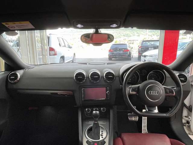 アウディ ＴＴ クーペ　１．８　ＴＦＳＩ H26年 (近畿) 99