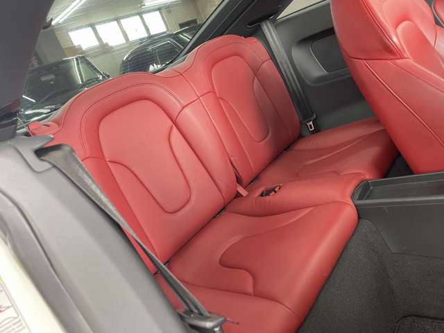 アウディ ＴＴ クーペ　１．８　ＴＦＳＩ H24年 (近畿) 99