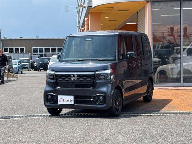 ホンダ Ｎ　ＢＯＸ カスタム ６６０ ブラック スタイル R8年 (近畿) 99