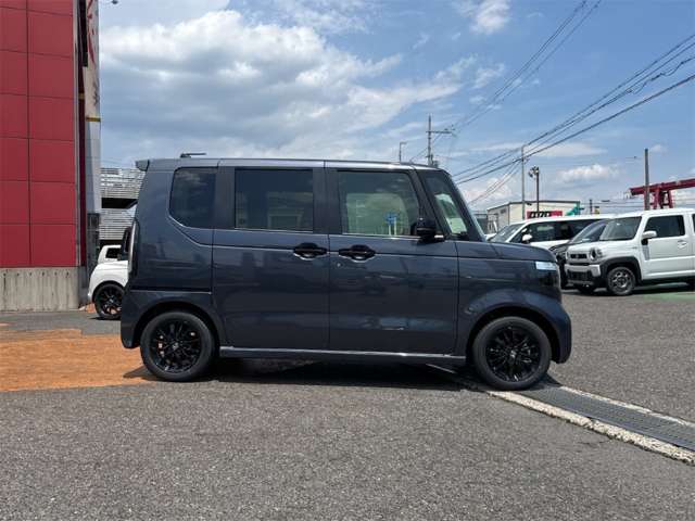 ホンダ Ｎ　ＢＯＸ カスタム ６６０ ブラック スタイル R8年 (近畿) 99