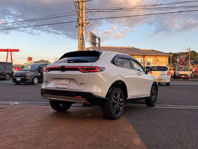 ホンダ ヴェゼル １．５ Ｅ：ＨＥＶ Ｚ R6年 (近畿) 99