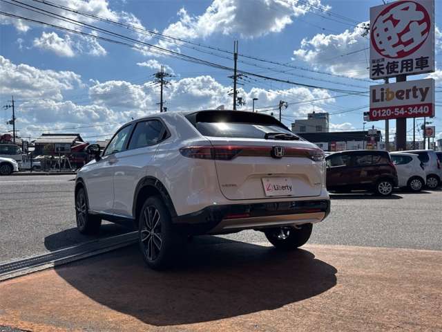 ホンダ ヴェゼル １．５ Ｅ：ＨＥＶ Ｚ R8年 (近畿) 99