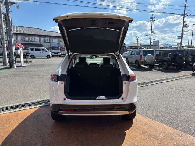ホンダ ヴェゼル １．５ Ｅ：ＨＥＶ Ｚ R8年 (近畿) 99
