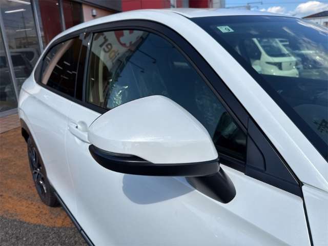 ホンダ ヴェゼル １．５ Ｅ：ＨＥＶ Ｚ R8年 (近畿) 99