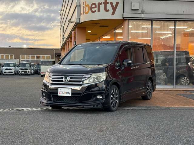 ホンダ ステップワゴン　スパーダ ２．０ スパーダ Ｚ クールスピリット H26年 (近畿) 99