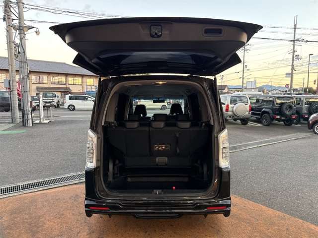 ホンダ ステップワゴン　スパーダ ２．０ スパーダ Ｚ クールスピリット H26年 (近畿) 99