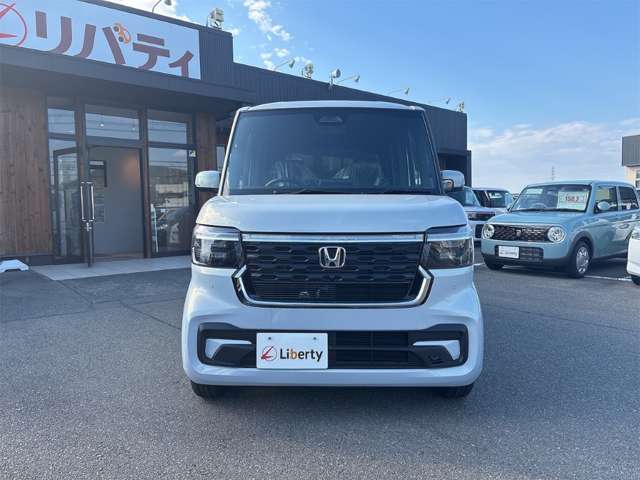 ホンダ Ｎ　ＢＯＸ カスタム ６６０ R8年 (四国) 99