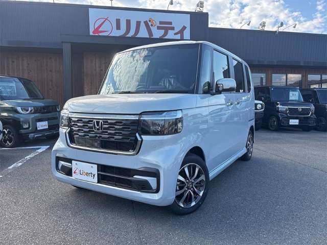 ホンダ Ｎ　ＢＯＸ カスタム ６６０ R8年 (四国) 99