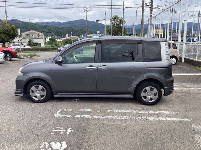 トヨタ シエンタ １．５ ダイス H23年 (四国) 99