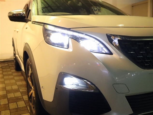 プジョー ３００８ ＧＴ ブルーＨＤＩ ディーゼルターボ R1年 (関東) 99