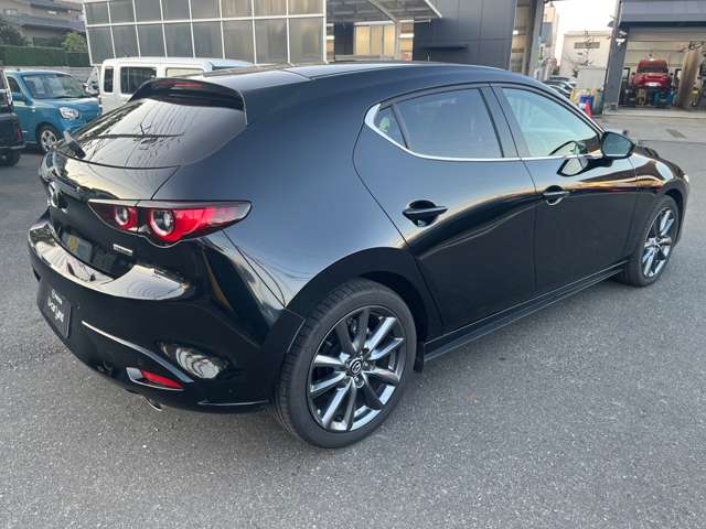 マツダ ＭＡＺＤＡ３　ファストバック ２．０ ２０Ｓ ツーリング R7年 (関東) 99