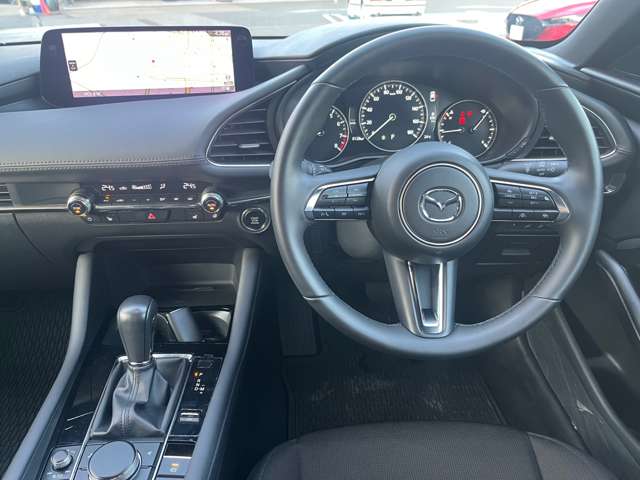 マツダ ＭＡＺＤＡ３　ファストバック ２．０ ２０Ｓ ツーリング R7年 (関東) 99