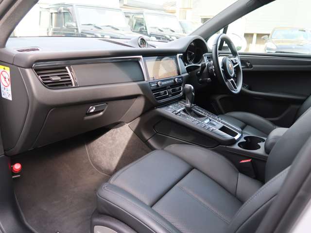 ポルシェ マカン ＰＤＫ ４ＷＤ R3年 (関東) 99