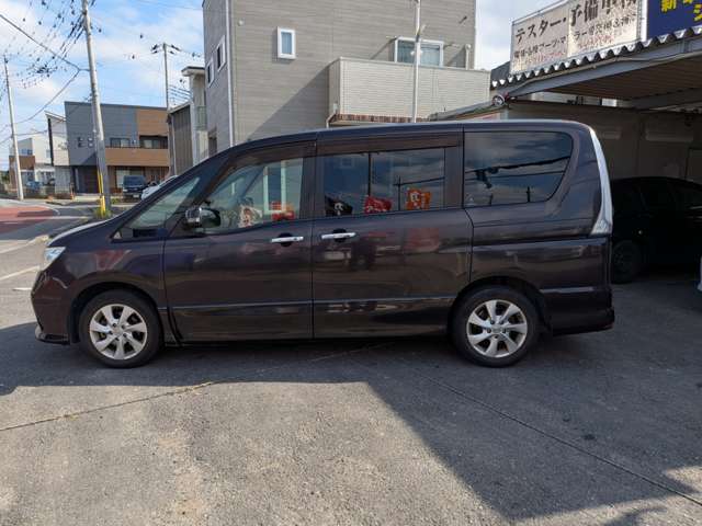 日産 セレナ ２．０ ハイウェイスター Ｖセレクション H24年 (関東) 99