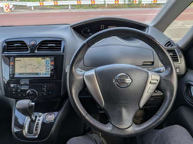 日産 セレナ ２．０ ハイウェイスター Ｖセレクション H24年 (関東) 99