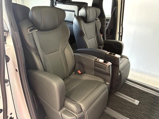 トヨタ アルファード ２．５ Ｚ ４ＷＤ R6年 (中国) 99