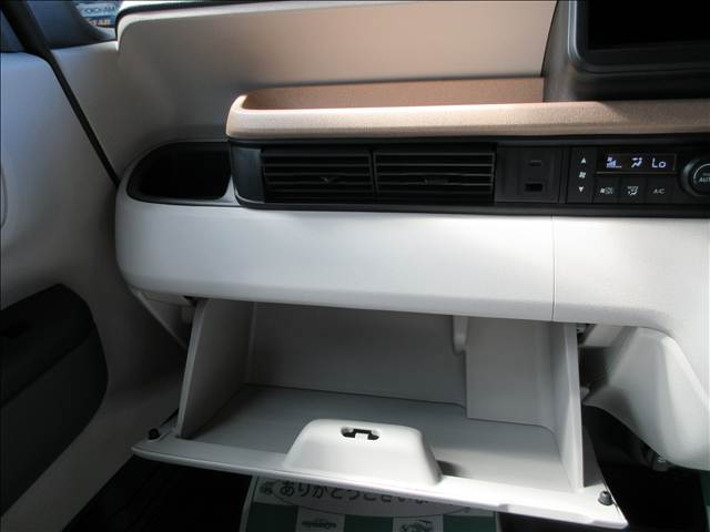 ホンダ Ｎ－ＢＯＸ Ｎ－ＢＯＸ ４ＷＤ R8年 (東北) 99