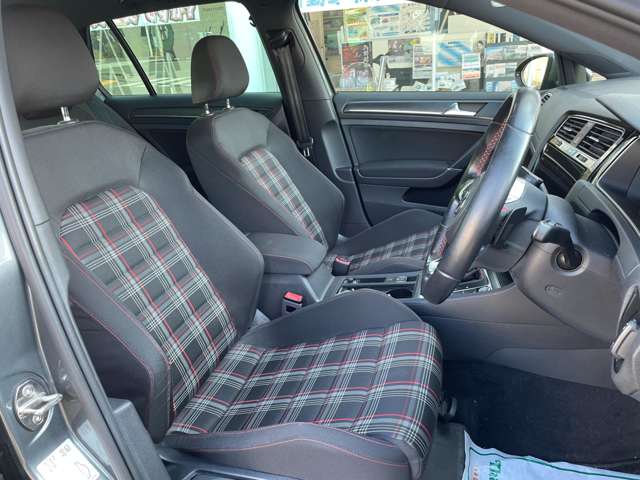 フォルクスワーゲン ゴルフ ＧＴＩ　ダイナミック H30年 (東海) 99