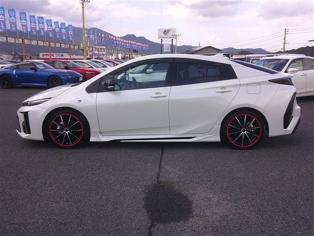 トヨタ プリウスＰＨＶ １．８ Ｓ ＧＲ スポーツ H30年 (九州・沖縄) 99
