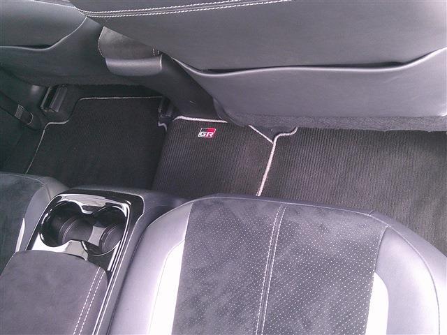 トヨタ プリウスＰＨＶ １．８ Ｓ ＧＲ スポーツ H30年 (九州・沖縄) 99