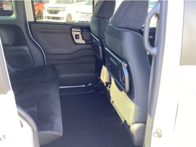 ホンダ Ｎ　ＢＯＸ カスタム ６６０ Ｌ R4年 (九州・沖縄) 99