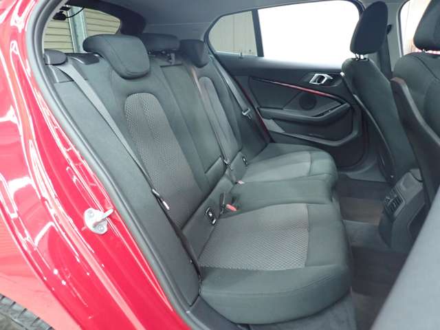 ＢＭＷ １シリーズ １１８Ｉ プレイ ＤＣＴ R1年 (九州・沖縄) 99