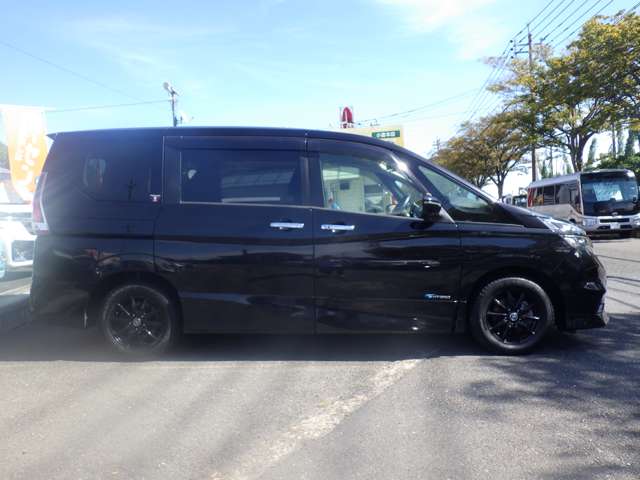 日産 セレナ ２．０ ハイウェイスター H29年 (九州・沖縄) 99