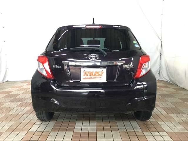 トヨタ ヴィッツ １．０ Ｆ シエル H25年 (甲信越・北陸) 99
