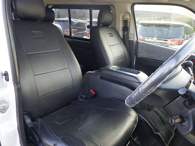 トヨタ ハイエースバン ２．０ スーパーＧＬ ロング H24年 (関東) 99