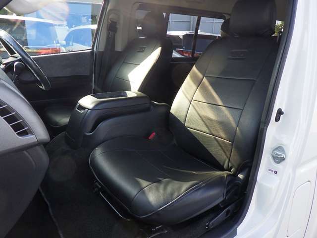 トヨタ ハイエースバン ２．０ スーパーＧＬ ロング H24年 (関東) 99