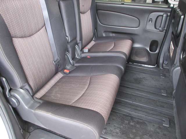 日産 セレナ ２．０ ハイウェイスター Ｓ－ＨＹＢＲＩＤ H26年 (関東) 99