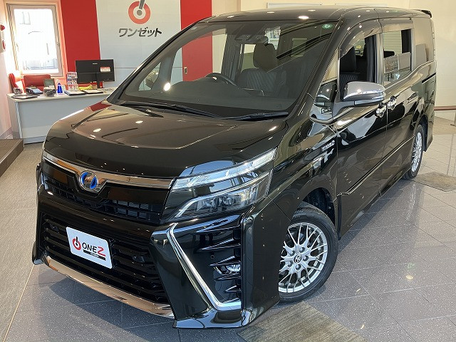 トヨタ ヴォクシー １．８ ハイブリッド ＺＳ 煌ＩＩ R1年 (近畿) 99