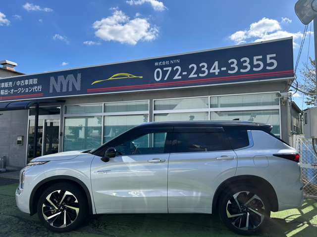 三菱 アウトランダーＰＨＥＶ ＰＨＥＶ ２．４ Ｐ ４ＷＤ R5年 (近畿) 99