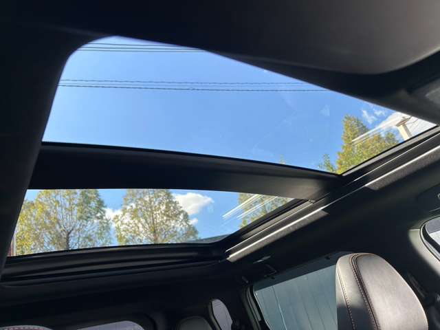 三菱 アウトランダーＰＨＥＶ ＰＨＥＶ ２．４ Ｐ ４ＷＤ R5年 (近畿) 99