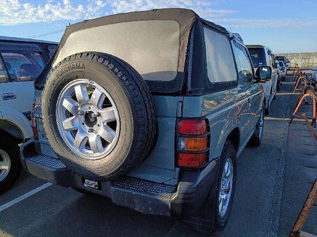 三菱 パジェロ ３．０ Ｊトップ ＶＳ ４ＷＤ H4年 () 99