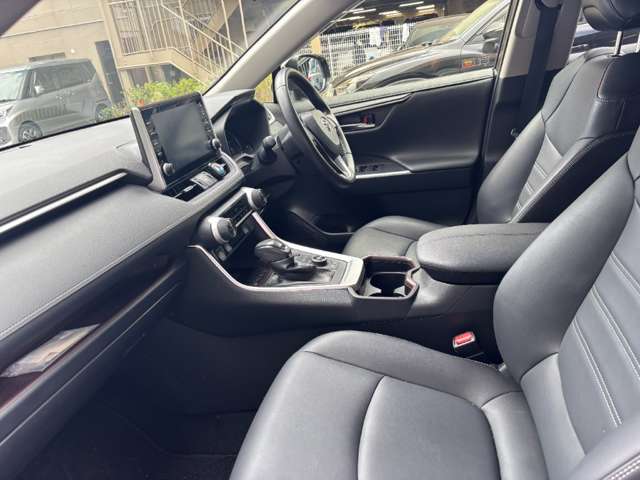 トヨタ ＲＡＶ４ ２．０ Ｇ Ｚパッケージ ４ＷＤ R3年 (近畿) 99