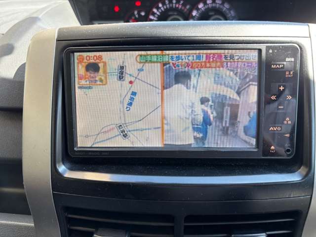 トヨタ ヴォクシー ２．０ ＺＳ 煌ＩＩ H22年 (近畿) 99