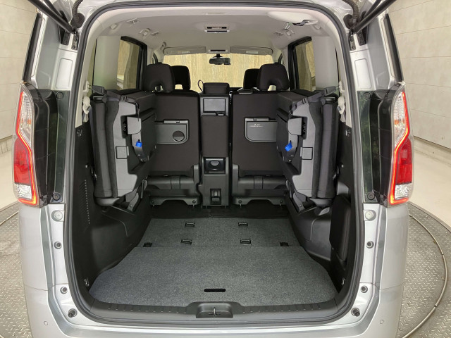 日産 セレナ ２．０ Ｓ H29年 () 99