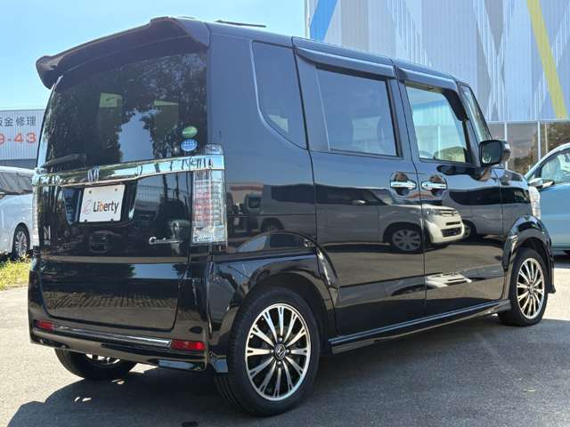 ホンダ Ｎ　ＢＯＸ ６６０ カスタムＧ ターボＳＳパッケージ H29年 (近畿) 99