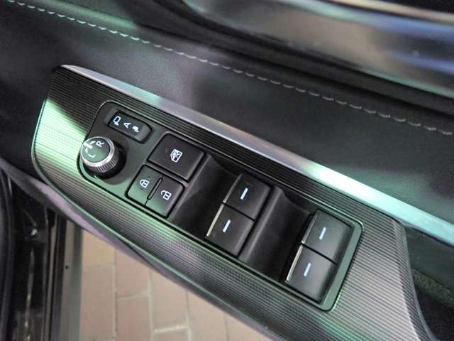 トヨタ ハリアー ２．０ Ｇ R5年 (近畿) 99