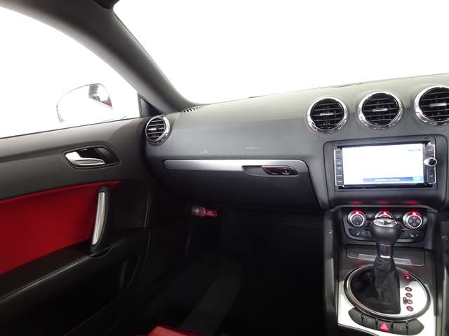 アウディ ＴＴ クーペ　１．８　ＴＦＳＩ H25年 () 99